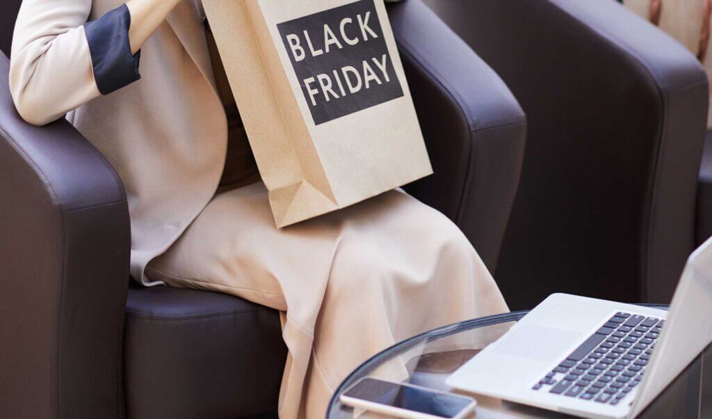 Durante il Black Friday gli italiani spenderanno online circa 2,2 miliardi di euro (+7% rispetto al 2024)